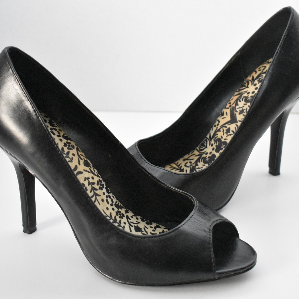 Peep toe heels